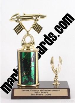 Green Single Column Pinewood Derby Car With 1 Eagle Trophy 1