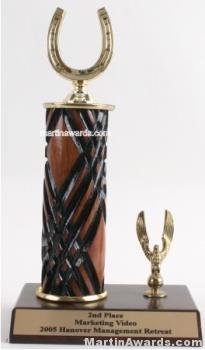 Wood Single Column Horseshoe With 1 Eagle Trophy 1
